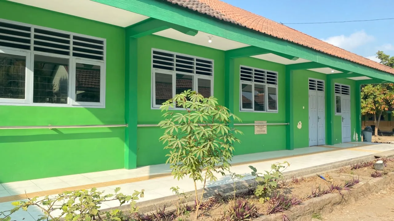 Laboratorium IPA Terpadu (Fisika dan Biologi)