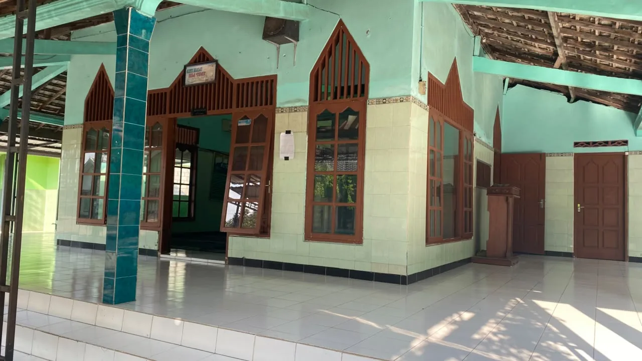 Masjid dan Pusat Pembiasaan Religi Sekolah