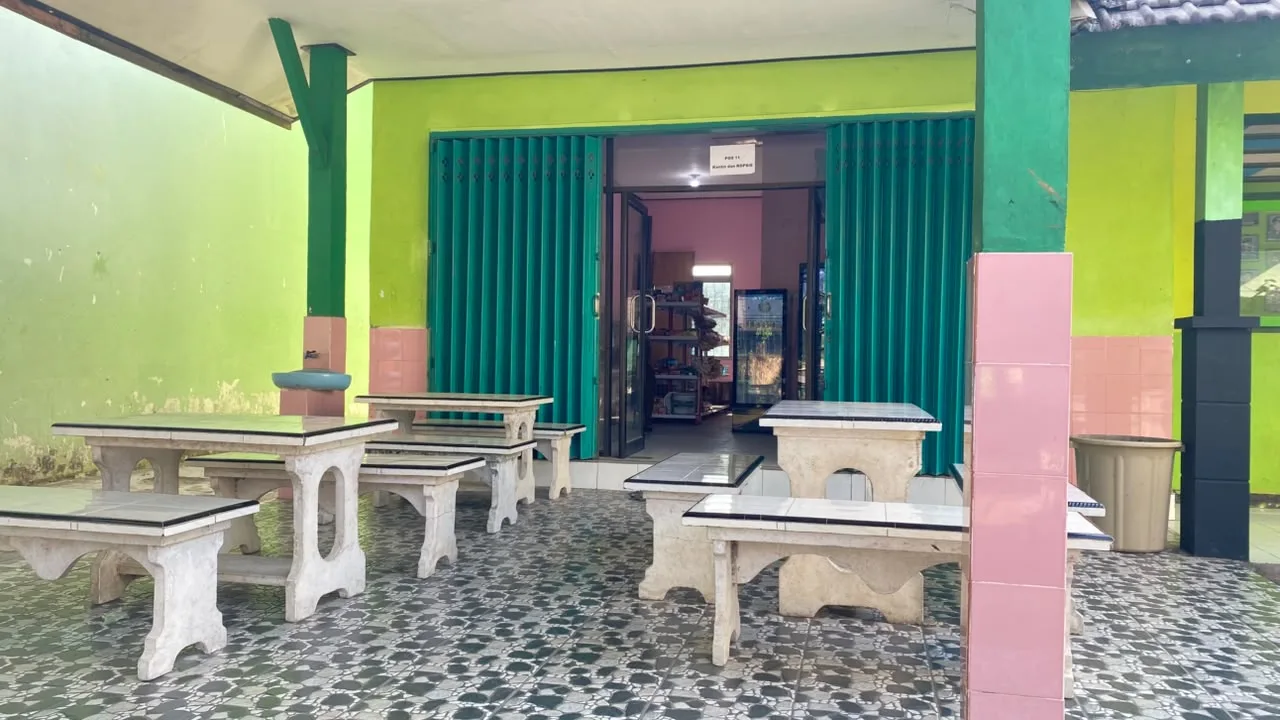 Kantin Sehat dan Higienis ESTURI