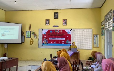 Komunitas Belajar Guru SMPN 1 Ringinrejo : Pengimbasan Gemini AI