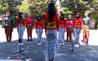 Kegiatan Tengah Semester