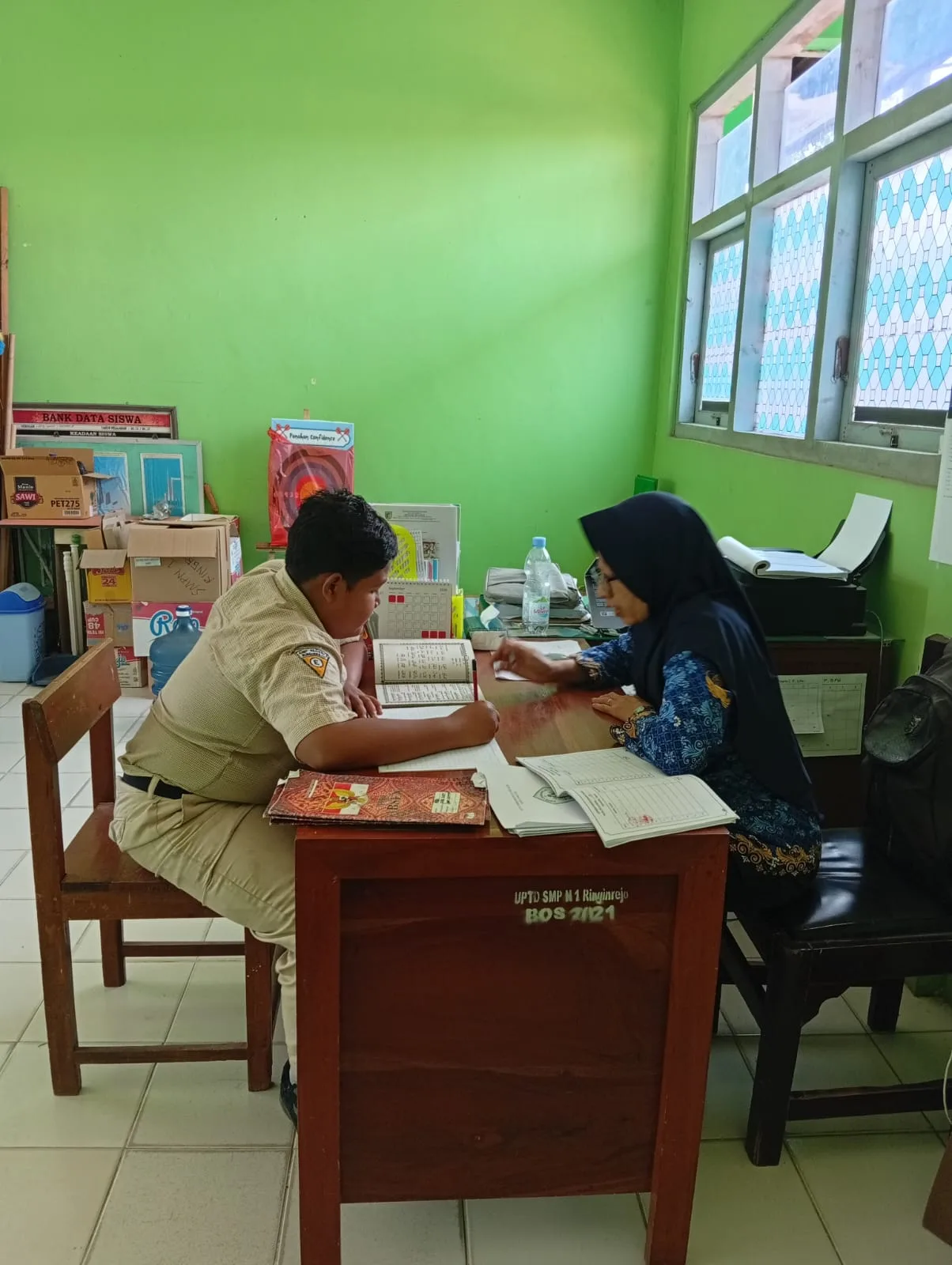 PEMBERIAN MATERI CALISTUNG UNTUK SISWA INKLUSI