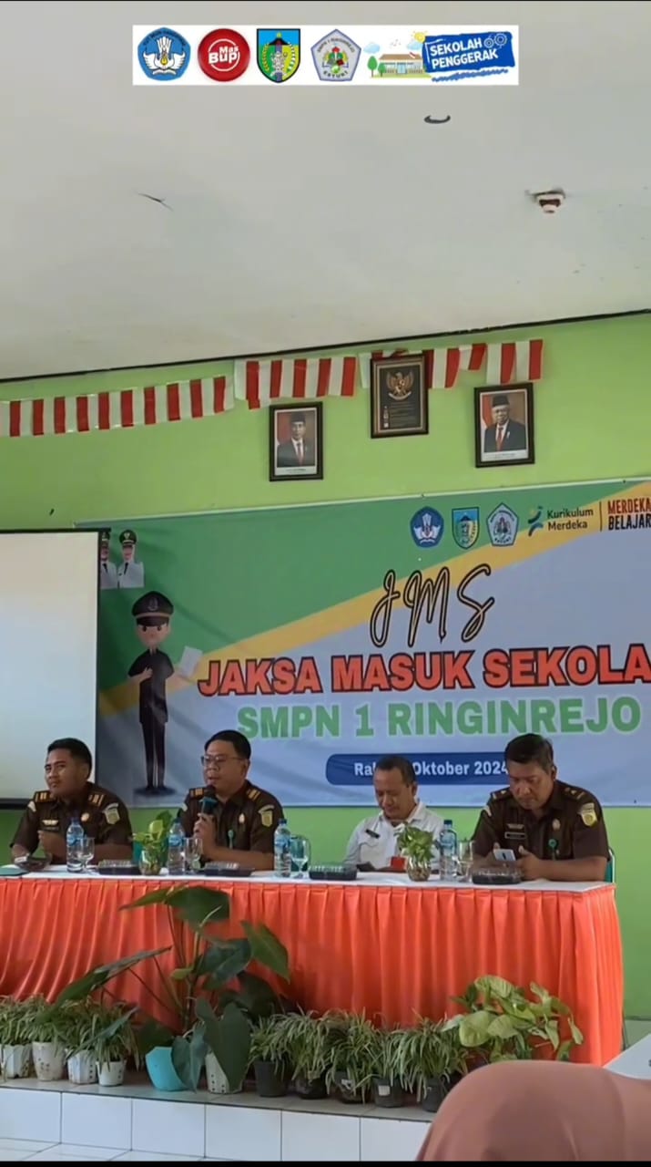 Jaksa Masuk Sekolah