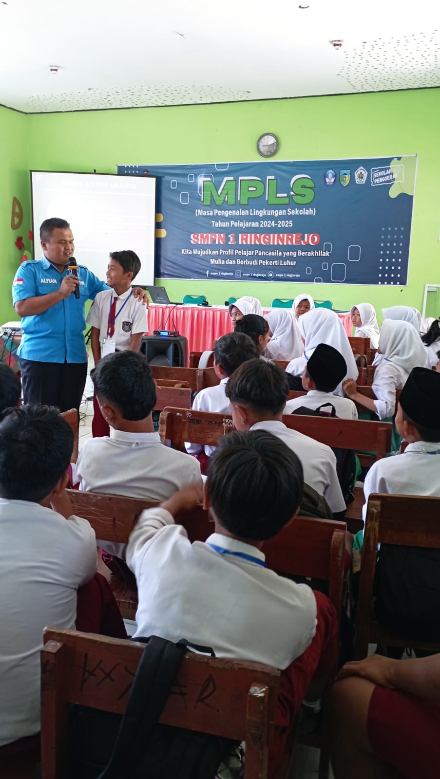 MPLS SMPN 1 Ringinrejo: Edukasi Bahaya Narkoba oleh BNN