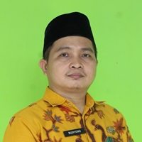 Kepala Laboratorium Komputer