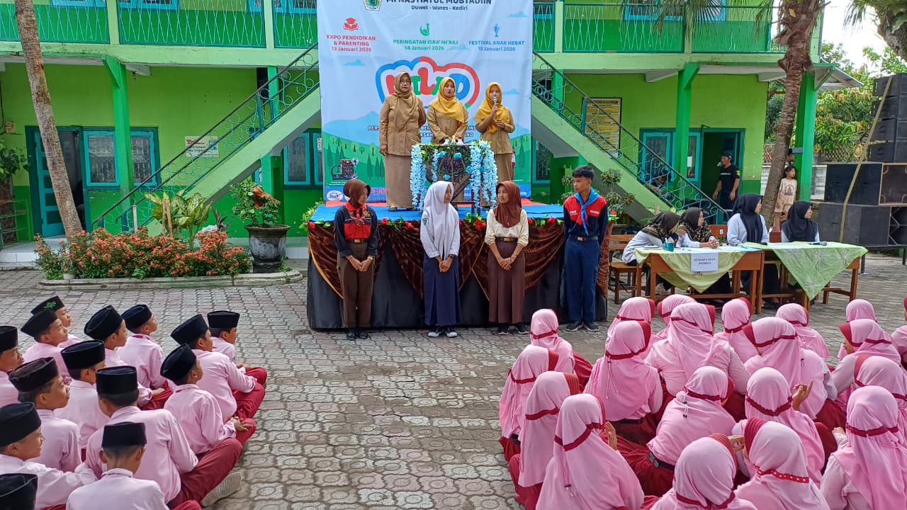 SMPN 1 Ringinrejo Tampil Menginspirasi dalam Expo Pendidikan dan Parenting MI Nasyiatul Mubtadiin