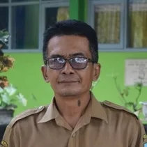 Muhadi